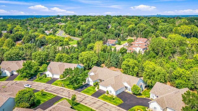 2774 Boulder Drive, Burnsville, MN 55337