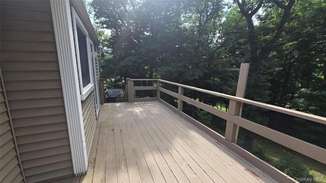 77 Tulip Road, Mahopac, NY 10541