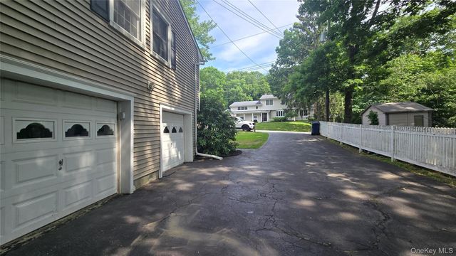 77 Tulip Road, Mahopac, NY 10541