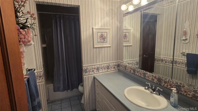 77 Tulip Road, Mahopac, NY 10541