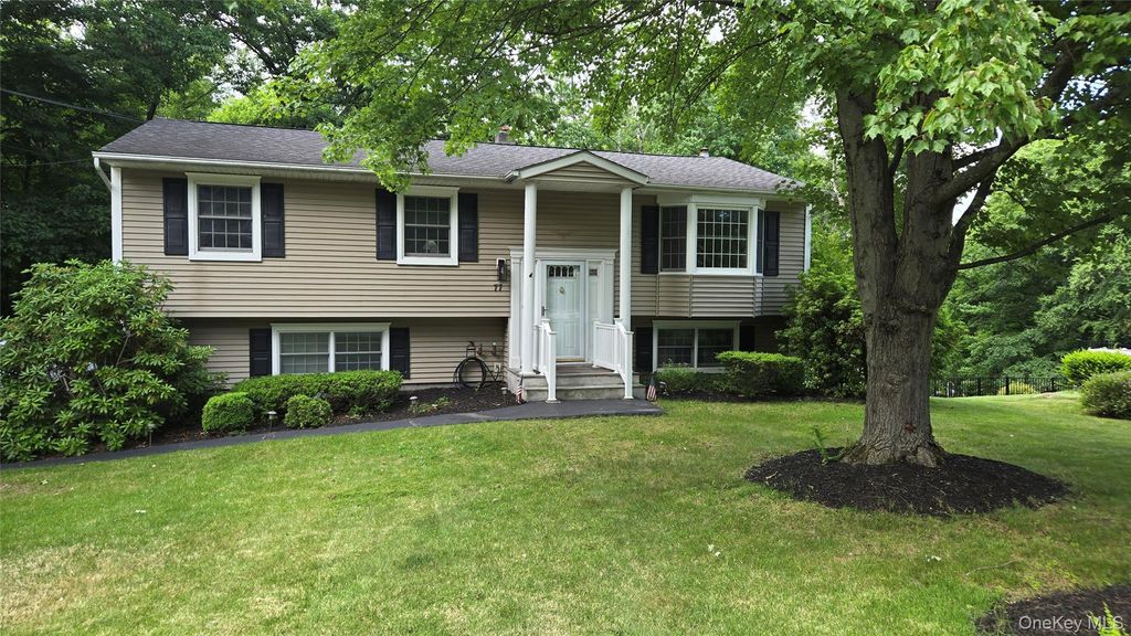 77 Tulip Road, Mahopac, NY 10541