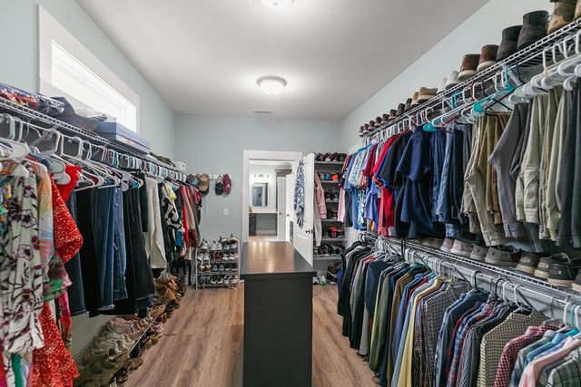 102 Clarksdale Ct, Dothan, AL 36305