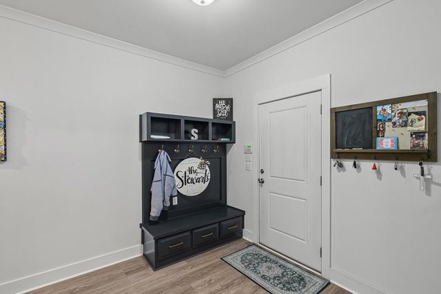 102 Clarksdale Ct, Dothan, AL 36305