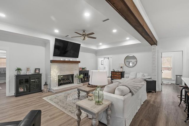 102 Clarksdale Ct, Dothan, AL 36305