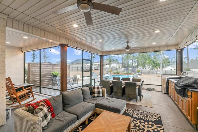 102 Clarksdale Ct, Dothan, AL 36305