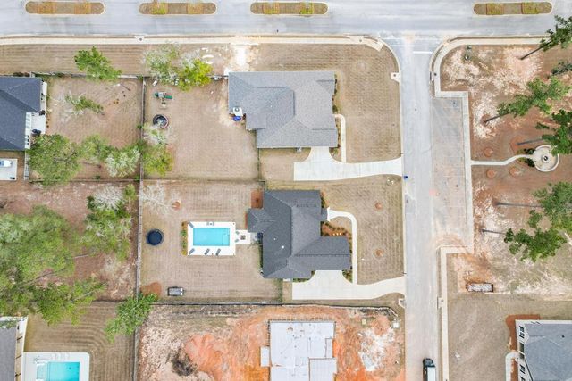 102 Clarksdale Ct, Dothan, AL 36305