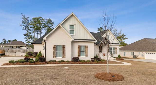 102 Clarksdale Ct, Dothan, AL 36305