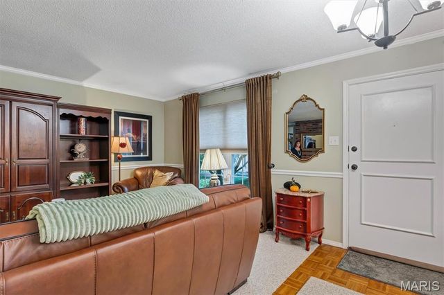 11877 Cresta Verde Drive, St Louis, MO 63146