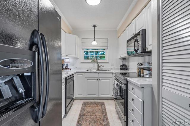 11877 Cresta Verde Drive, St Louis, MO 63146
