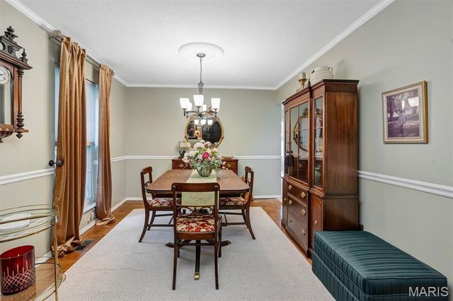 11877 Cresta Verde Drive, St Louis, MO 63146