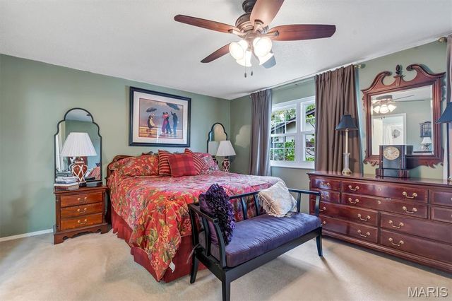11877 Cresta Verde Drive, St Louis, MO 63146