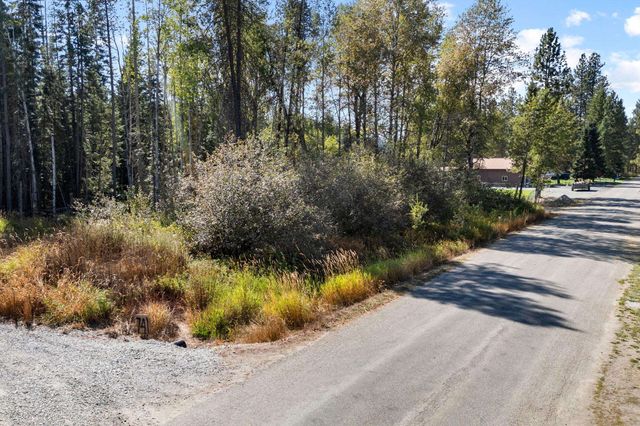 751 Levitch Rd, Newport, WA 99156