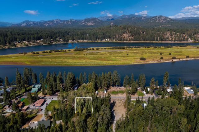 751 Levitch Rd, Newport, WA 99156