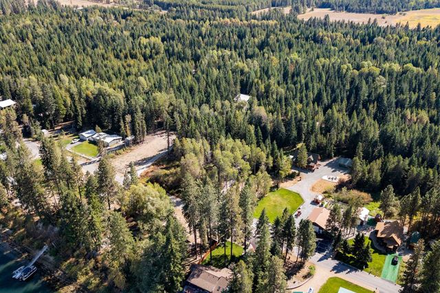 751 Levitch Rd, Newport, WA 99156