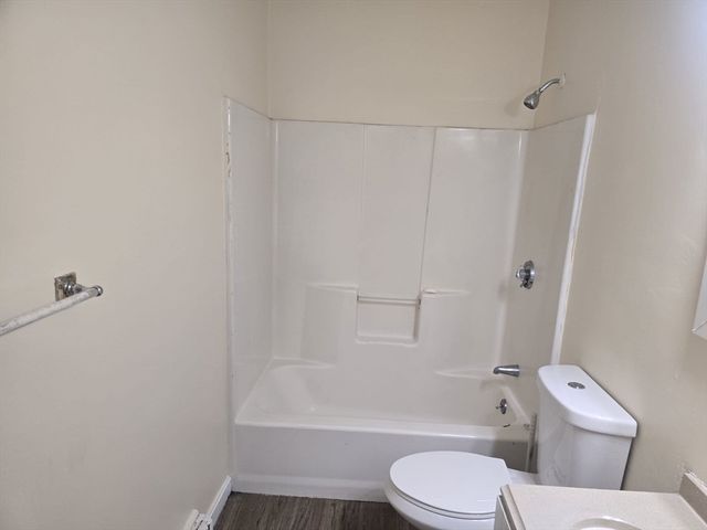 26 Loring St 3, Worcester, MA 01606