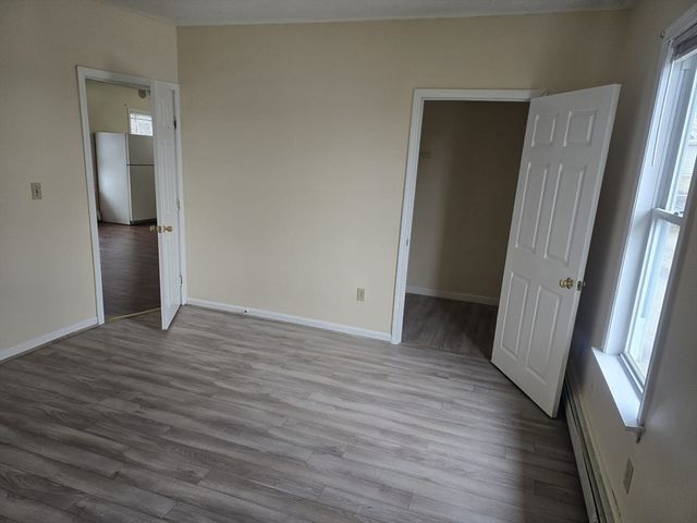 26 Loring St 3, Worcester, MA 01606