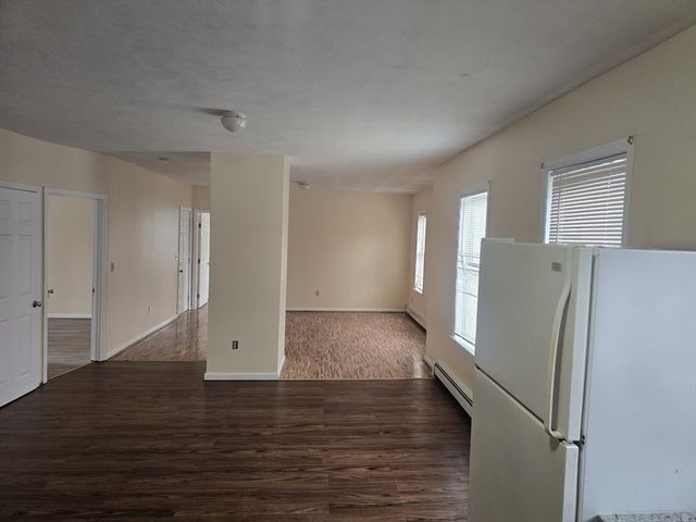 26 Loring St 3, Worcester, MA 01606