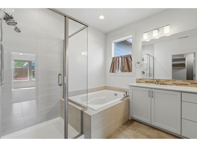 205 Nw 116TH St, Vancouver, WA 98685
