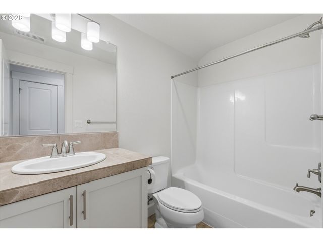 205 Nw 116TH St, Vancouver, WA 98685