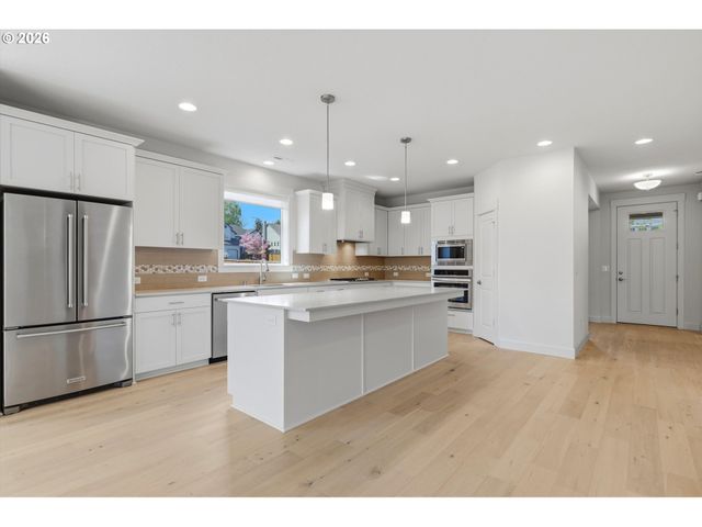 205 Nw 116TH St, Vancouver, WA 98685