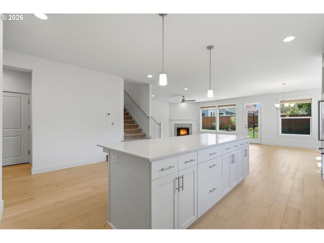 205 Nw 116TH St, Vancouver, WA 98685