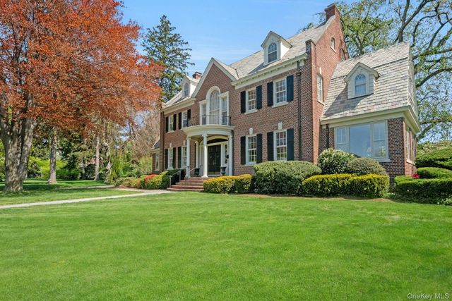 7 Forest Circle, New Rochelle, NY 10804