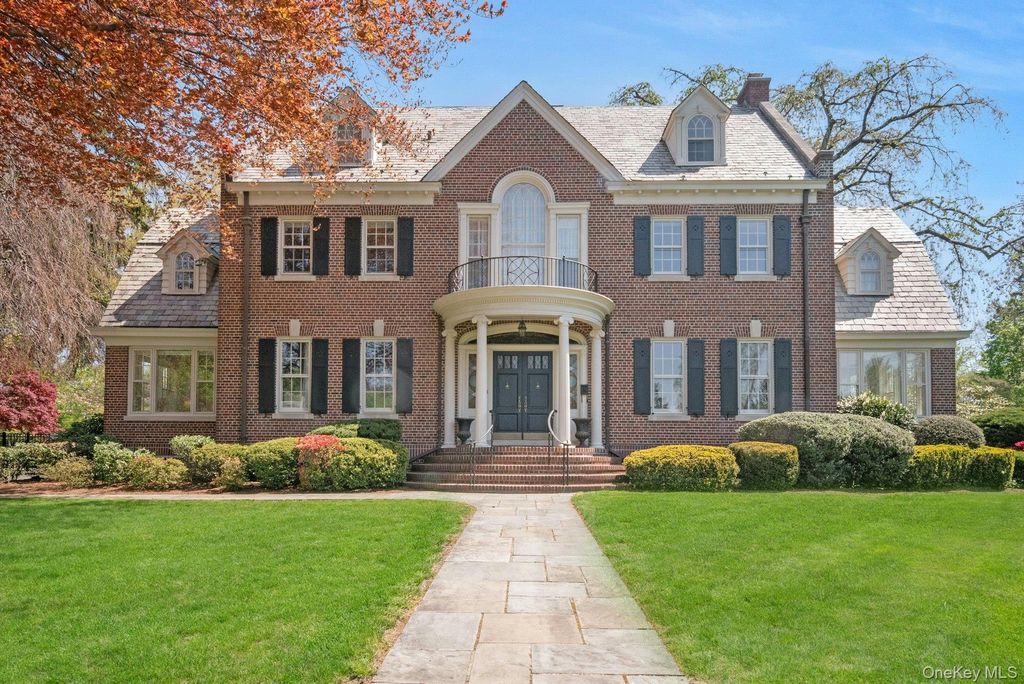 7 Forest Circle, New Rochelle, NY 10804