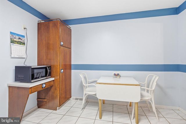 2407 E KINGS HWY, Coatesville, PA 19320