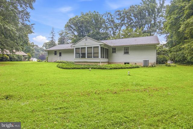 2407 E KINGS HWY, Coatesville, PA 19320