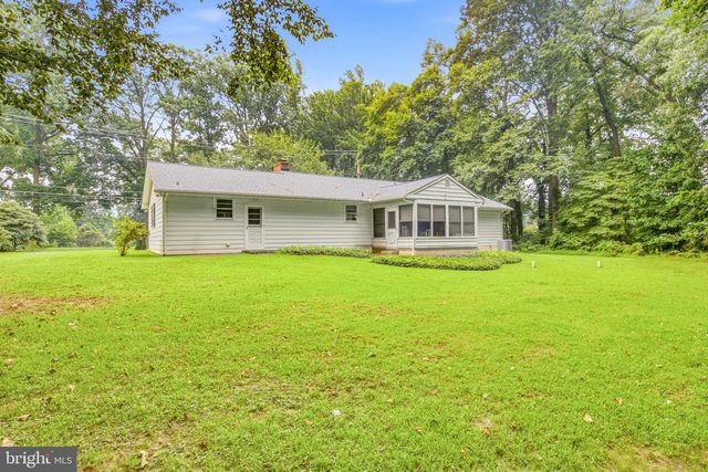 2407 E KINGS HWY, Coatesville, PA 19320