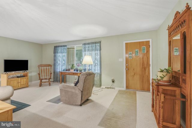 2407 E KINGS HWY, Coatesville, PA 19320