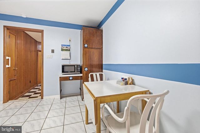 2407 E KINGS HWY, Coatesville, PA 19320