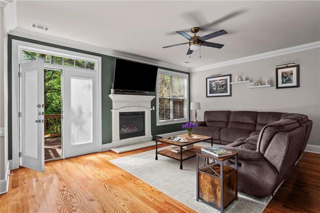 8065 Glisten Avenue, Atlanta, GA 30328