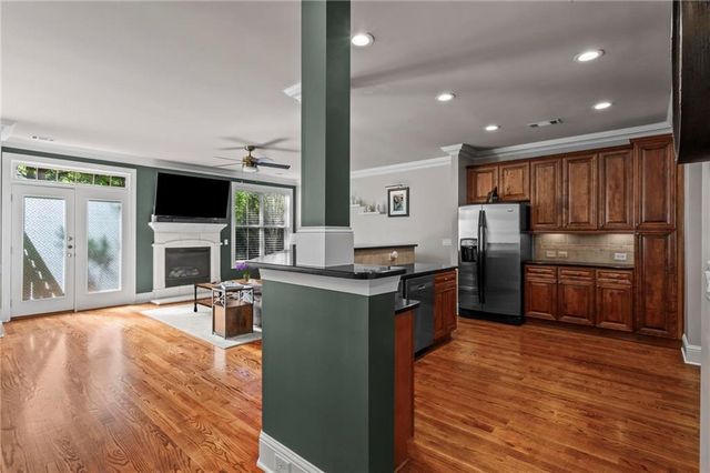 8065 Glisten Avenue, Atlanta, GA 30328