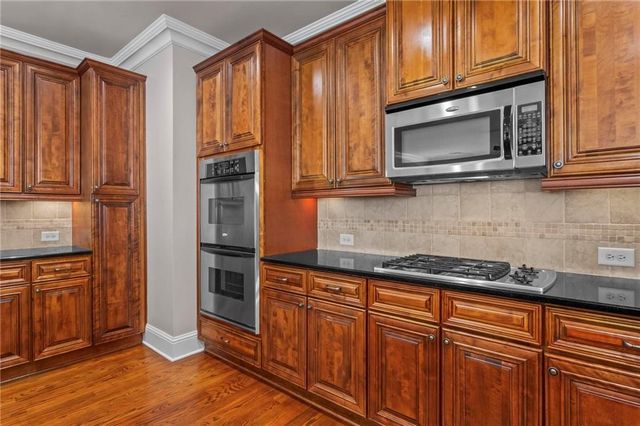 8065 Glisten Avenue, Atlanta, GA 30328