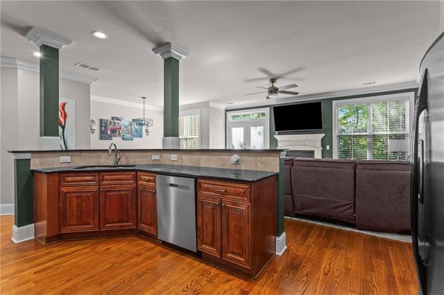 8065 Glisten Avenue, Atlanta, GA 30328