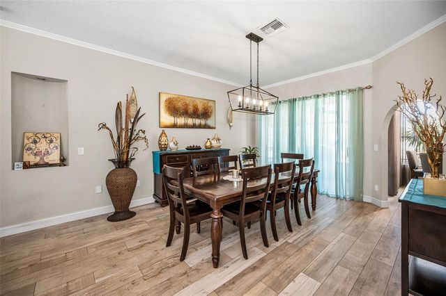 494 VILLAGE DRIVE, Tarpon Springs, FL 34689