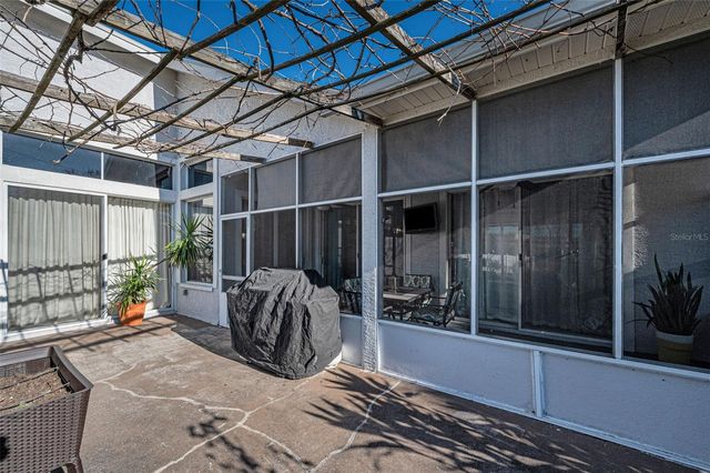 494 VILLAGE DRIVE, Tarpon Springs, FL 34689