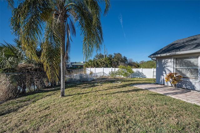 494 VILLAGE DRIVE, Tarpon Springs, FL 34689