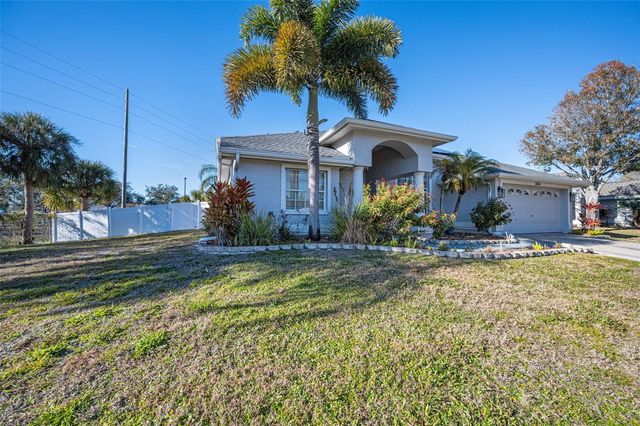 494 VILLAGE DRIVE, Tarpon Springs, FL 34689