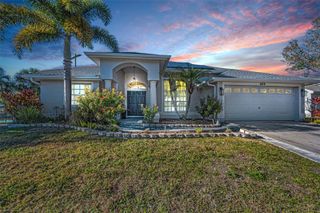 494 VILLAGE DRIVE, Tarpon Springs, FL 34689