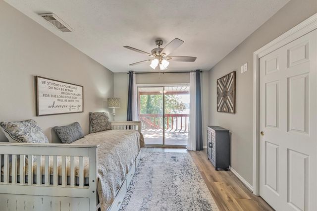 123 Palisade Circle, Huntsville, TX 77320