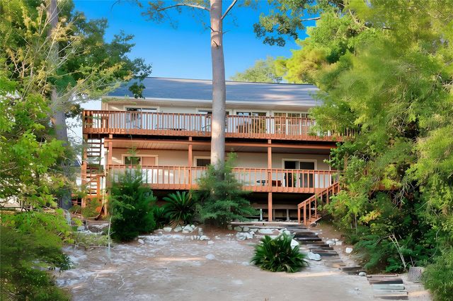 123 Palisade Circle, Huntsville, TX 77320