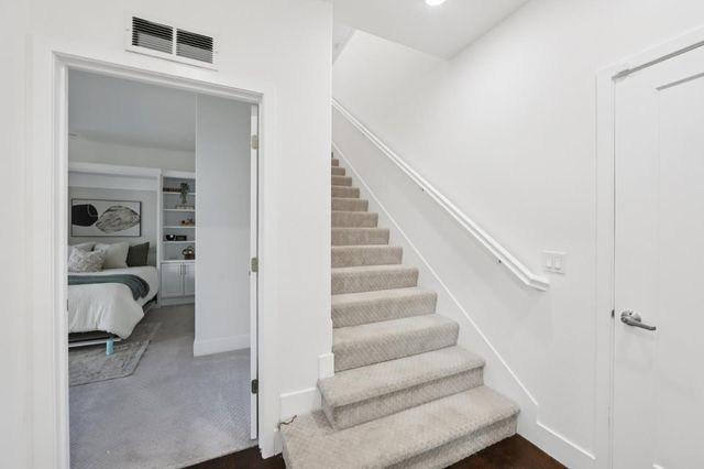 390 Riesling Avenue 21, Milpitas, CA 95035