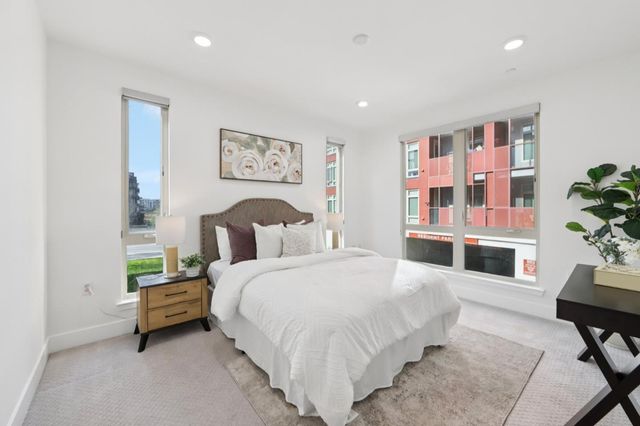 390 Riesling Avenue 21, Milpitas, CA 95035