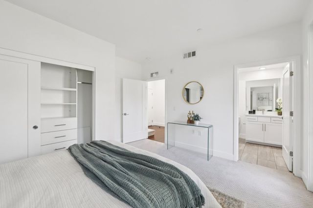 390 Riesling Avenue 21, Milpitas, CA 95035