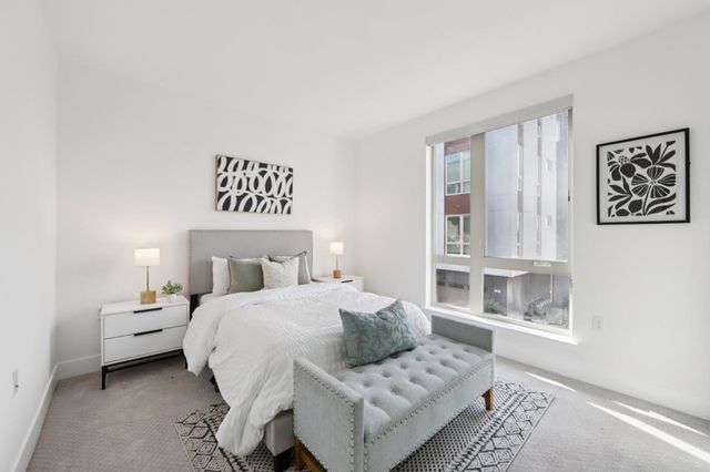 390 Riesling Avenue 21, Milpitas, CA 95035