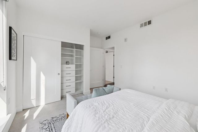 390 Riesling Avenue 21, Milpitas, CA 95035