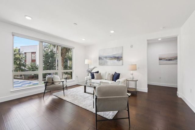 390 Riesling Avenue 21, Milpitas, CA 95035