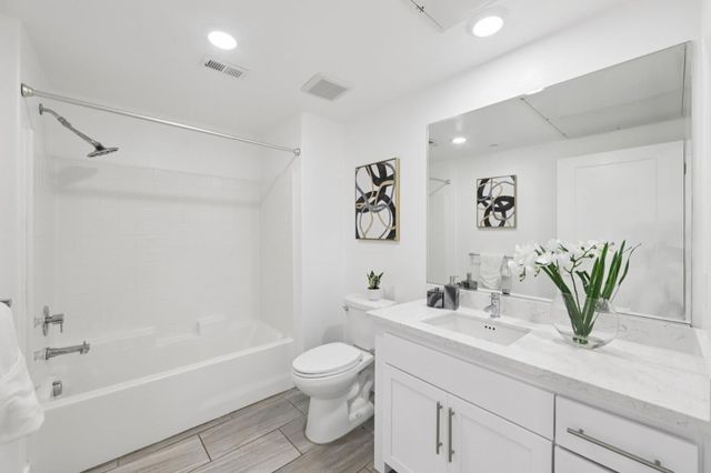 390 Riesling Avenue 21, Milpitas, CA 95035